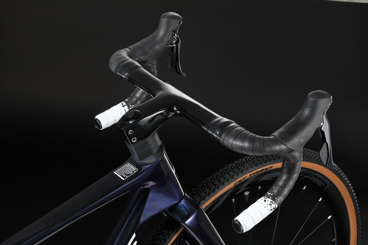 RINOS Karbon Gravel Kerékpár Sandman3.0 Shimano R7000