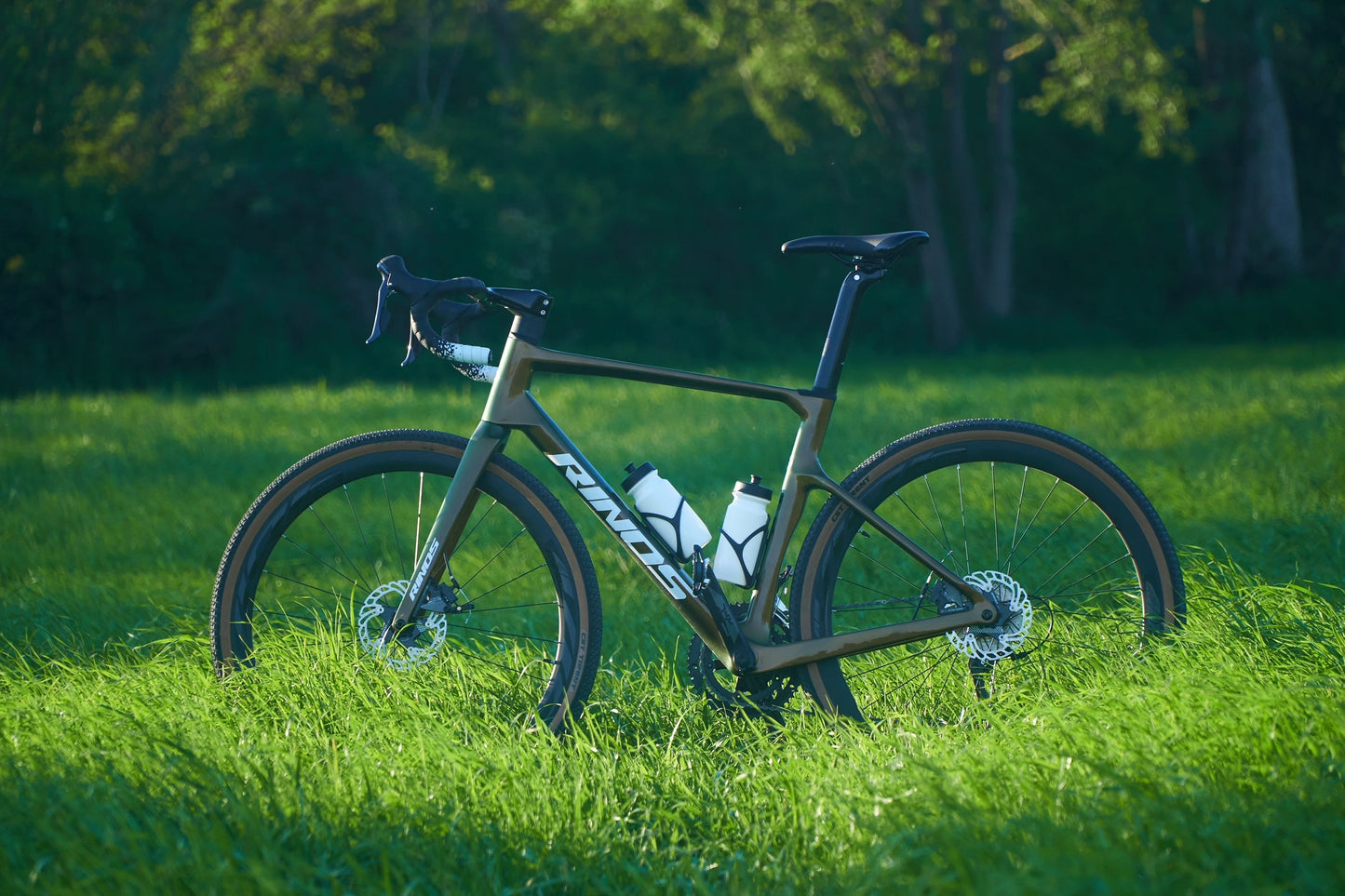 RINOS Karbon Gravel Kerékpár Sandman1.0 Shimano R3000