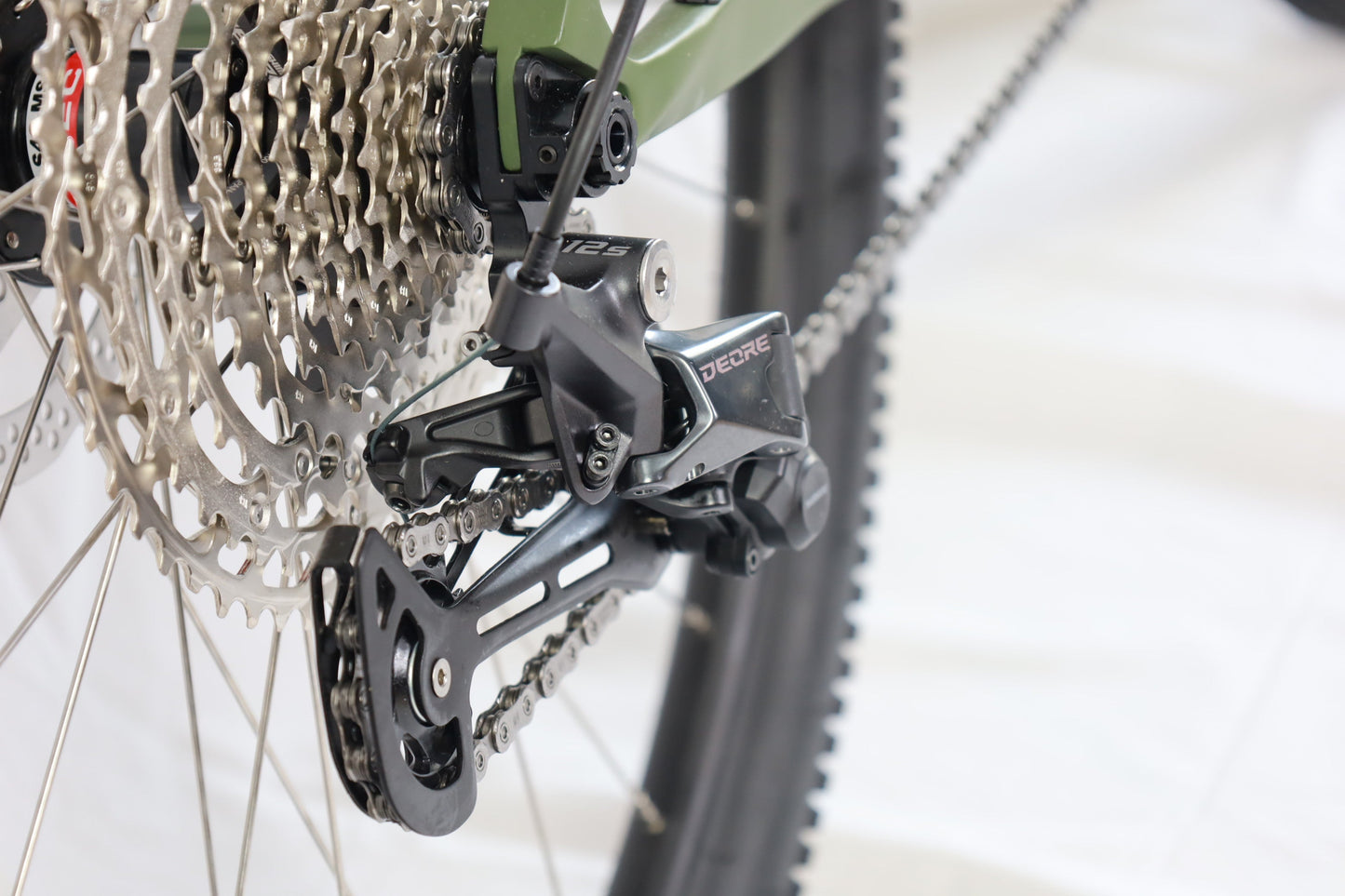 SHIMANO hátsó váltó DEORE RD-M6100 12 sebességes