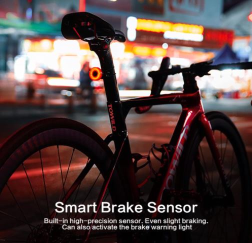 TOWILD kerékpár hátsó lámpa automatikus fékérzékelővel USB újratölthető Vízálló IPX7 3 biztonsági mód Ultra könnyű a biztonságos éjszakai közlekedésért